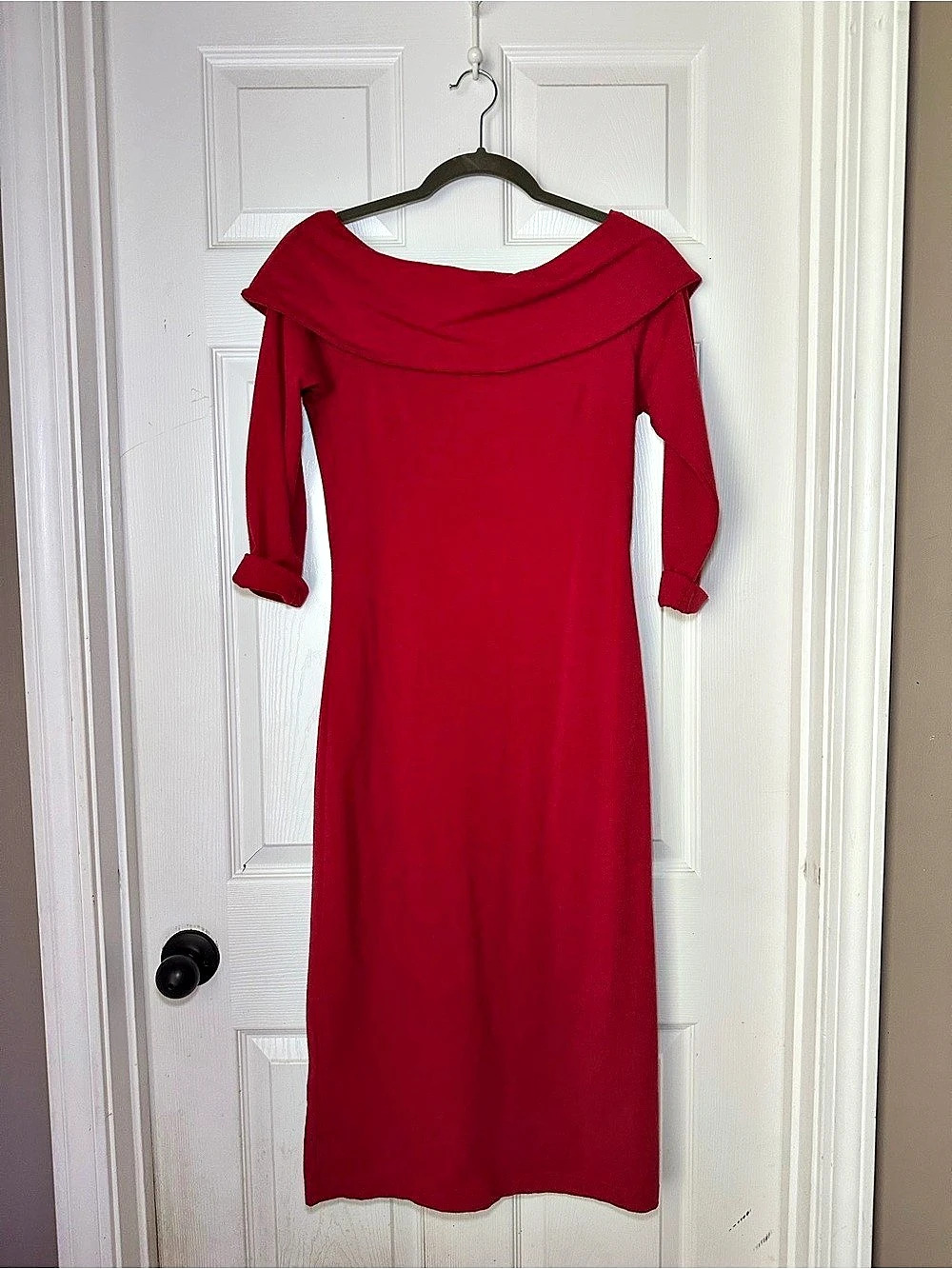 Newport News Off-Shoulder Midi Dress in Red Size 8
